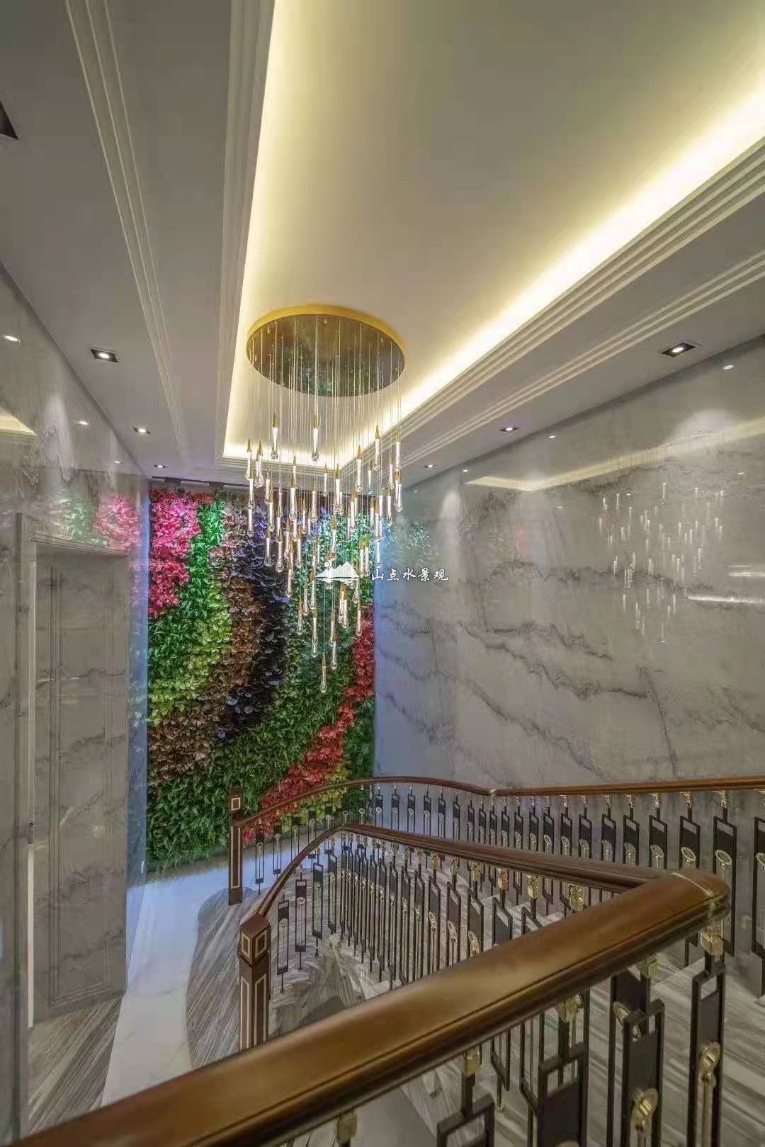 酒店室内垂直绿化景观，施工前后对比
