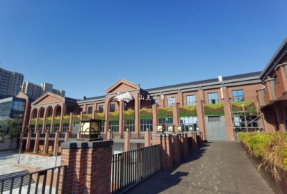建筑外墙绿化，南京室外垂直绿化景观