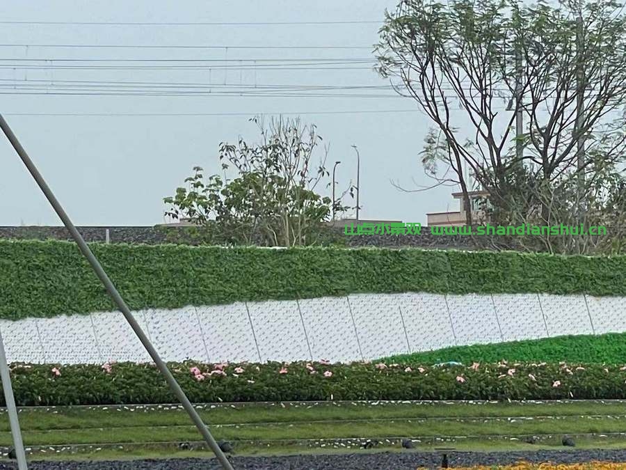 公园仿真绿植围档，白云区高桥东路公园景观围挡绿化